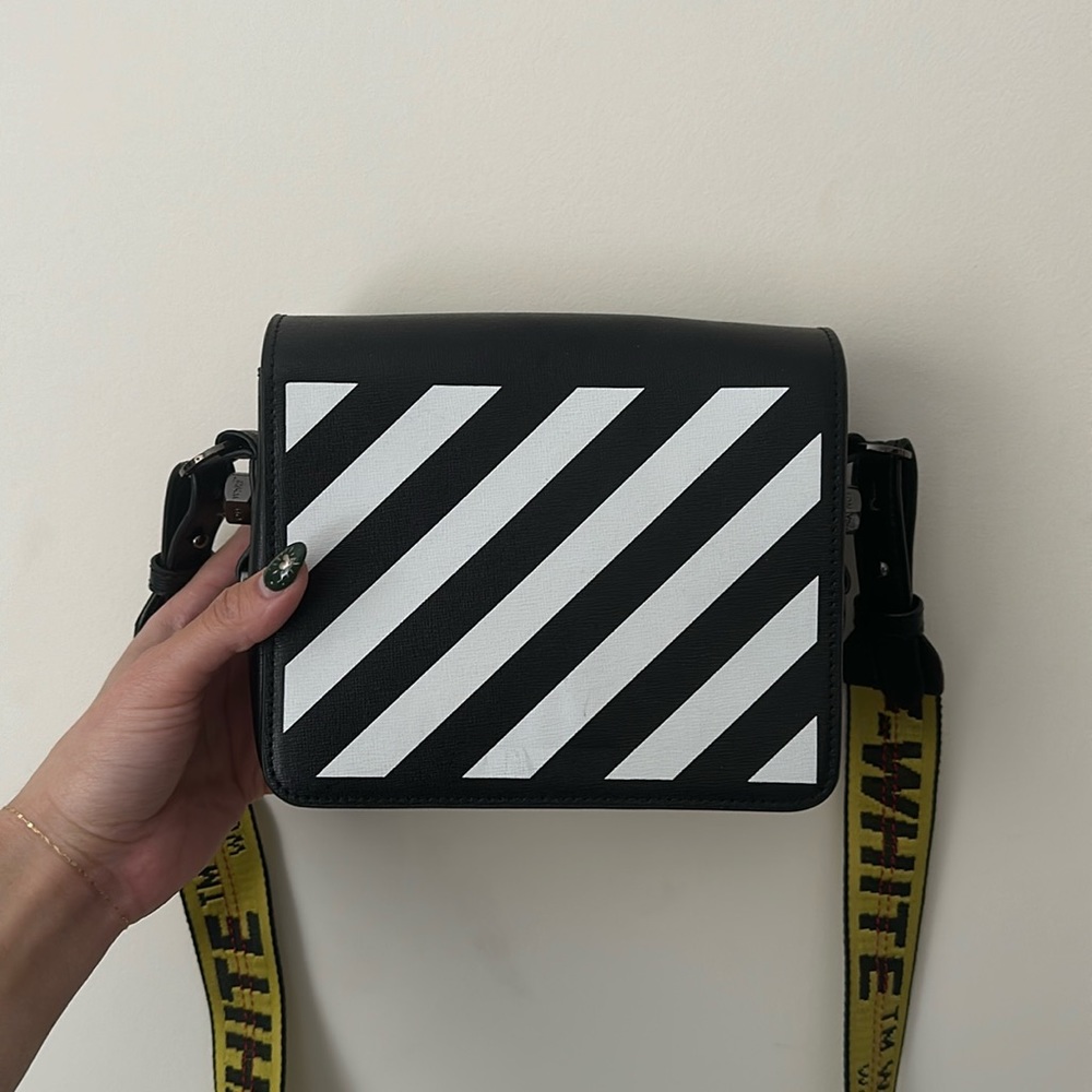 Off-White Black Mini Plain Binder Clip Flap Bag